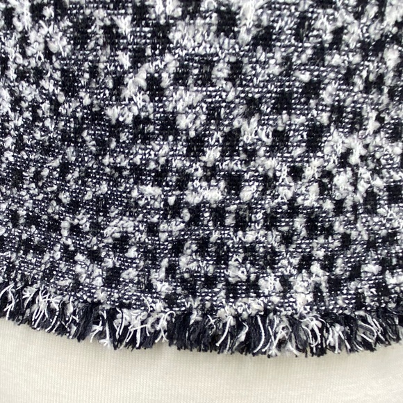 ST. JOHN animal print black knit 4-button blazer with fringe detail - Picture 7 of 14